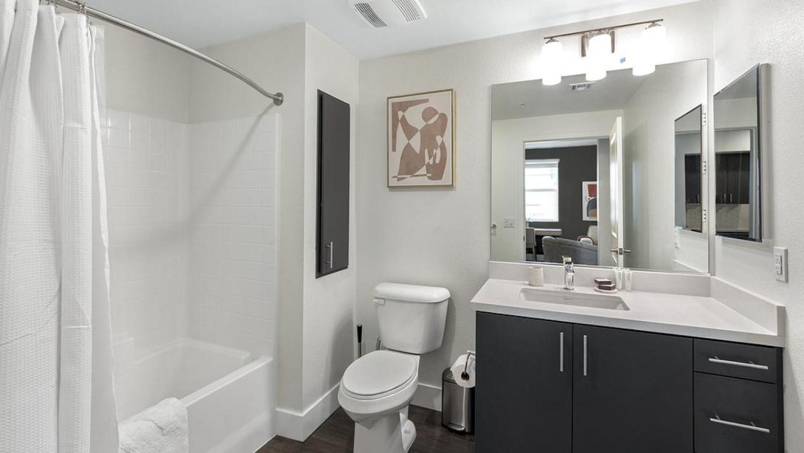 Landing At Brix Warehouse District - 1 Bedroom In Central City South *